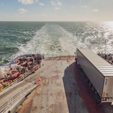 Zakelijk verschepen naar de Canarische Eilanden of Balearen